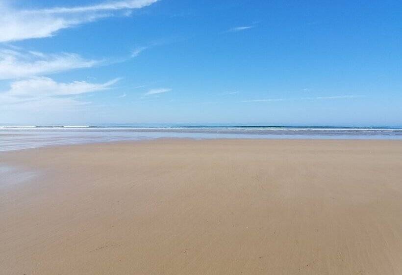 تختخواب و صبحانه Riad Gloria