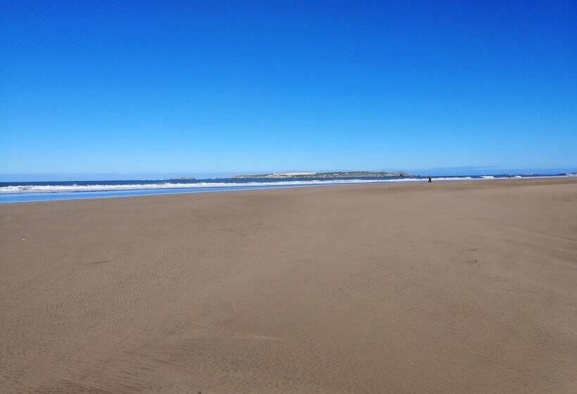 تختخواب و صبحانه Riad Gloria