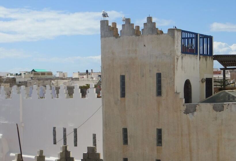 تختخواب و صبحانه Riad Gloria