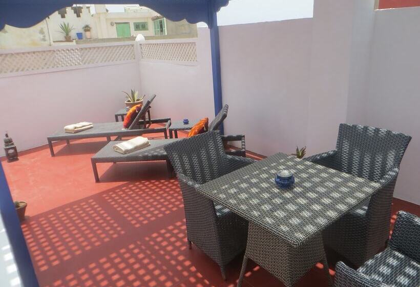 تختخواب و صبحانه Riad Gloria