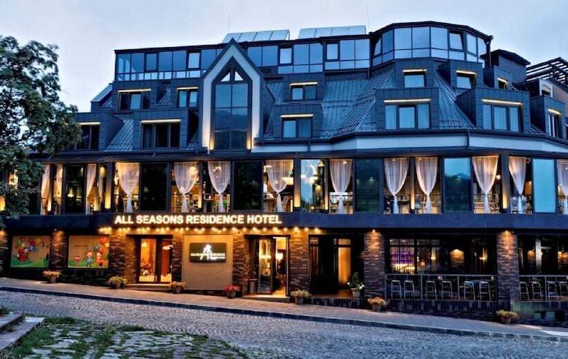 All Seasons Residence Hotel   Free Parking