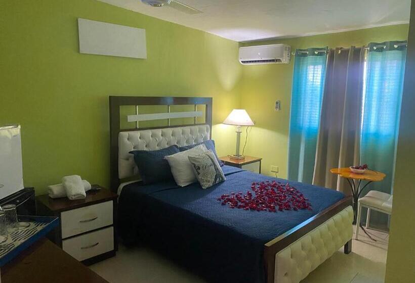 בית מלון כפרי Boutique Simona