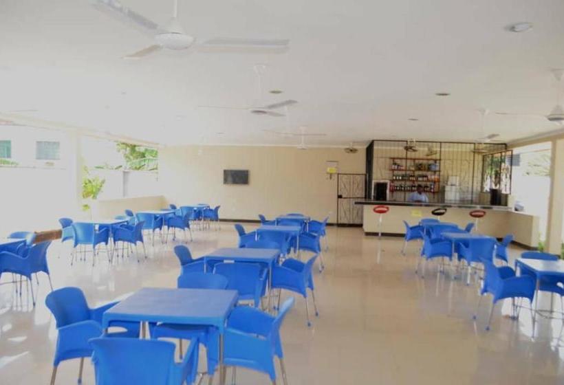 בית מלון כפרי Cashewnut