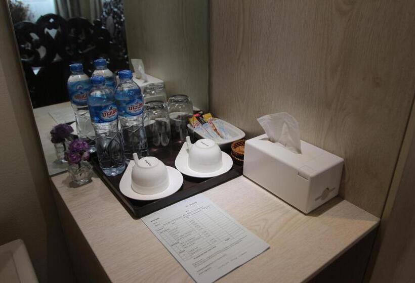 Отель Central Boutique