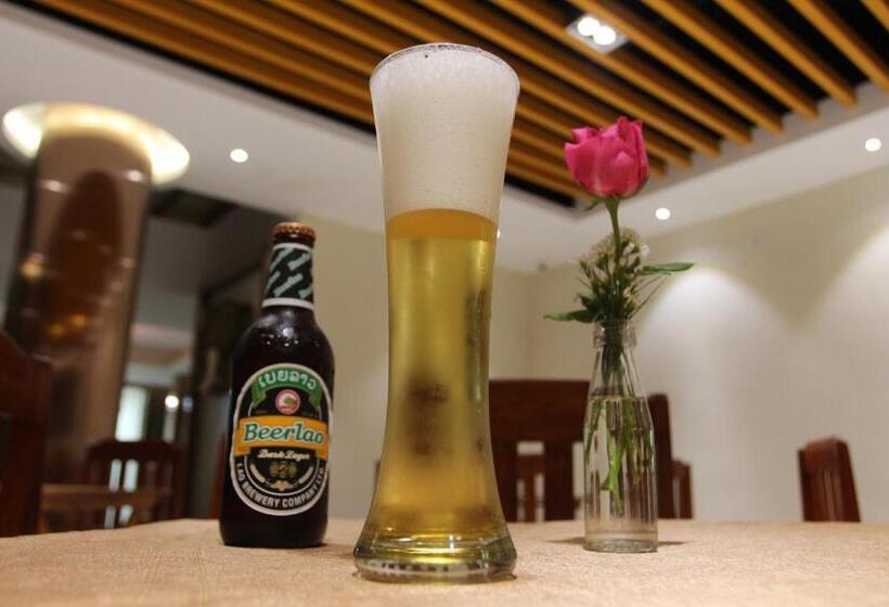 Отель Central Boutique