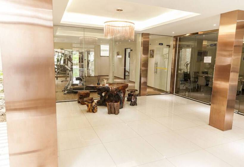 Отель Central Boutique