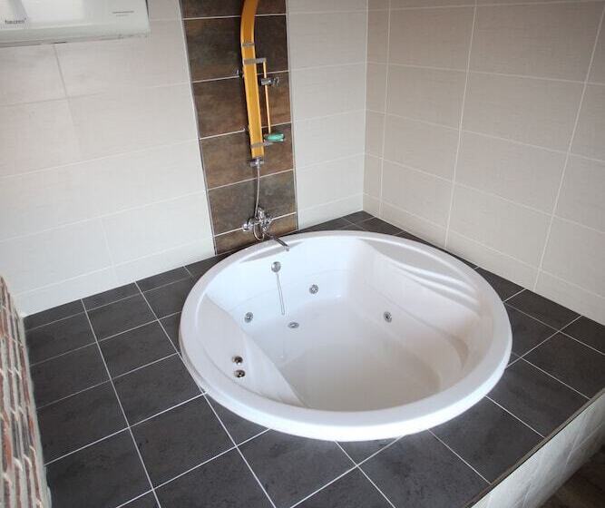 酒店 Chuncheon Myeongdong