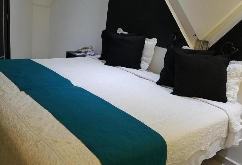 בית מלון כפרי Dluxe & Suites