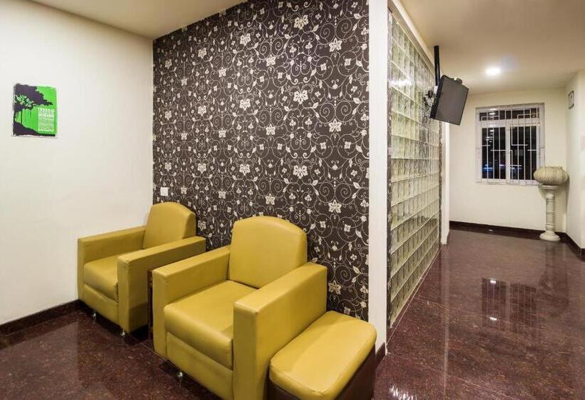 Itsy Hotels Arastu Inn