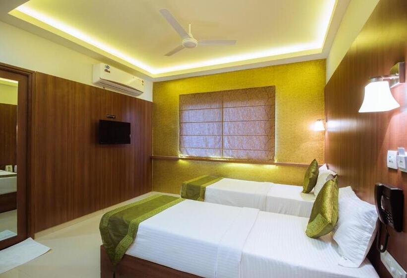 Itsy Hotels Arastu Inn