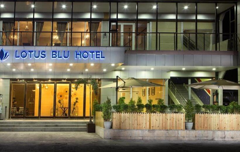 בית מלון כפרי Lotus Blu