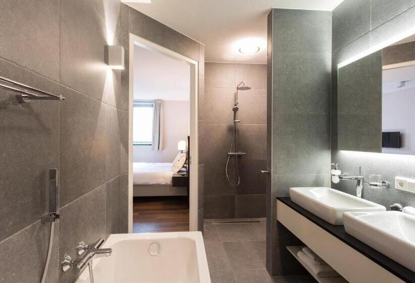 هتل Mezger Lodges