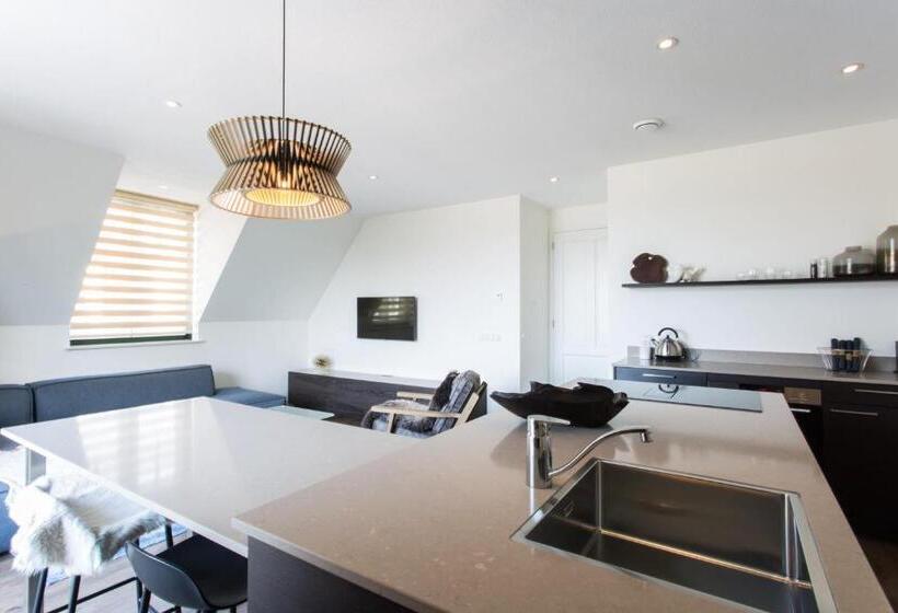 هتل Mezger Lodges