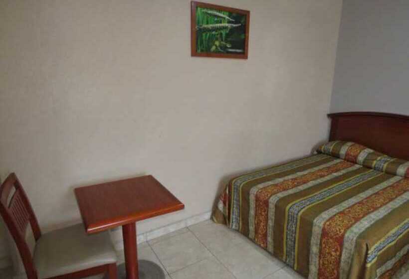 בית מלון כפרי San Juan Centro