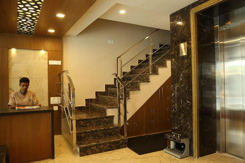 호텔 Santhi Bhavan