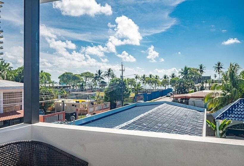 酒店 & Sport Bar Oz