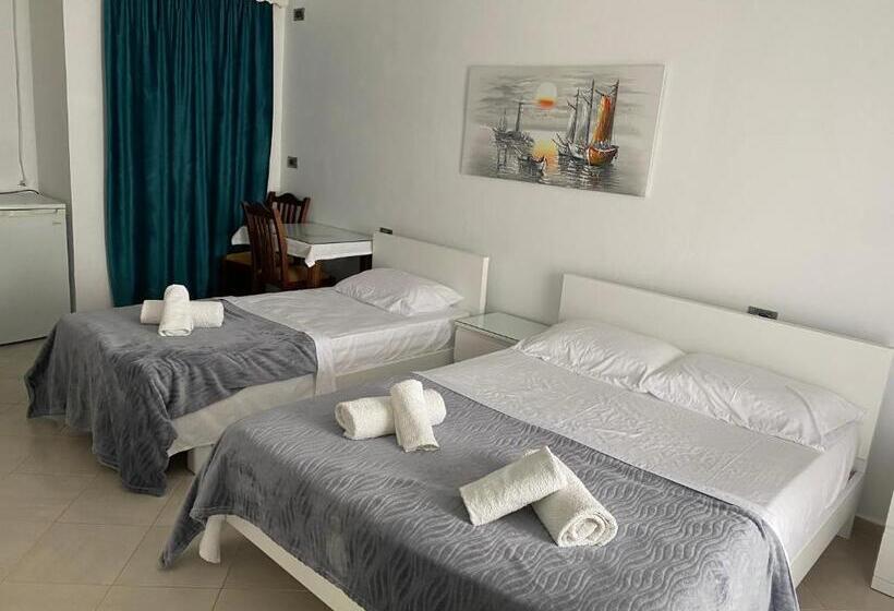 בית מלון כפרי Vila Kafe