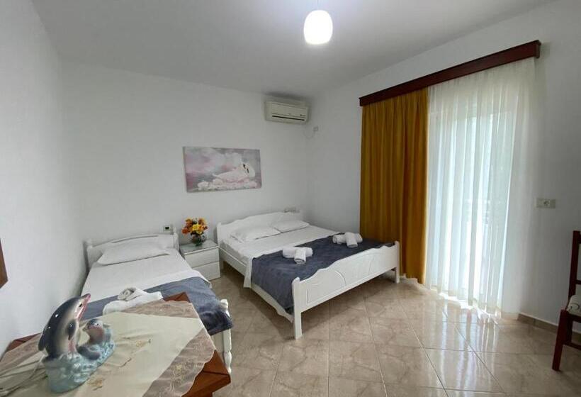 בית מלון כפרי Vila Kafe