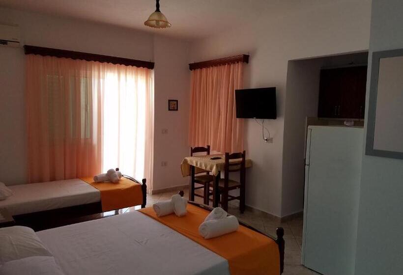 בית מלון כפרי Vila Kafe