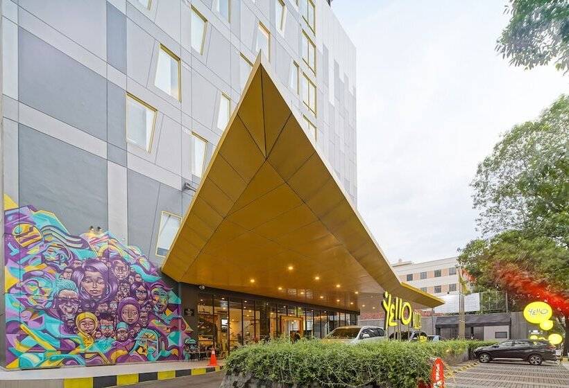 Yello Hotel Manggarai