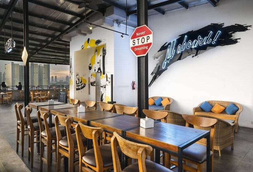 Yello Hotel Manggarai