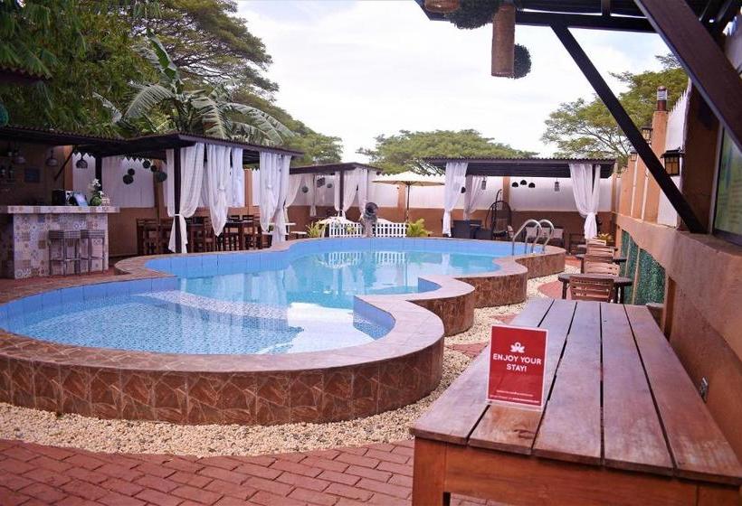 هتل Zen Rooms B.m. Road