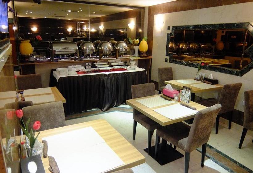 Mas Hotel And Suites