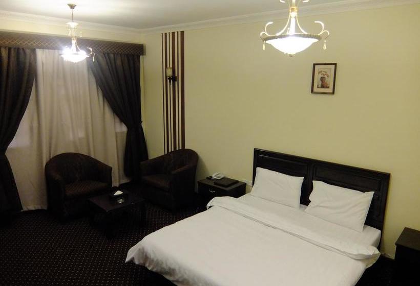 Mas Hotel And Suites