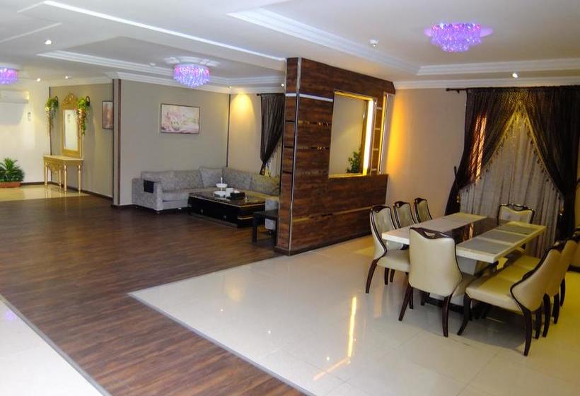 Mas Hotel And Suites