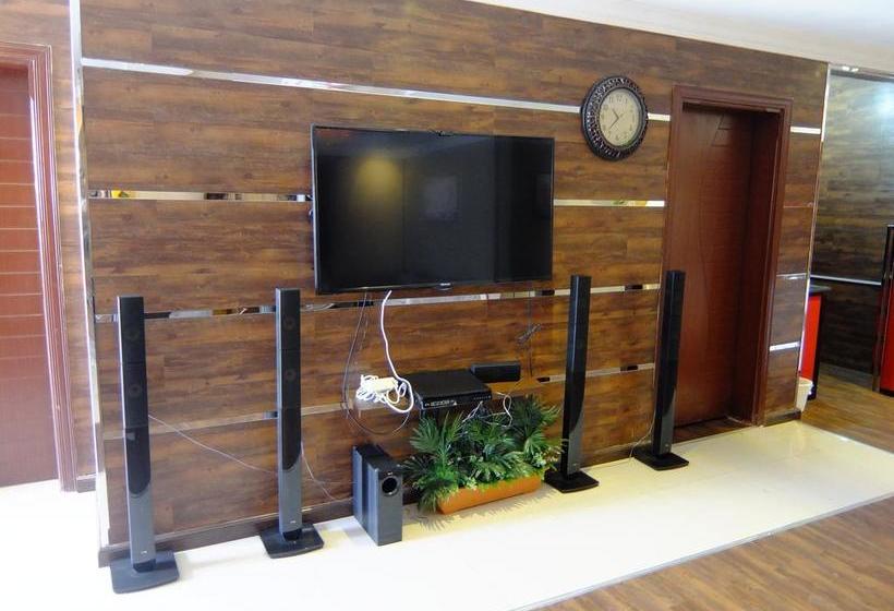 Mas Hotel And Suites