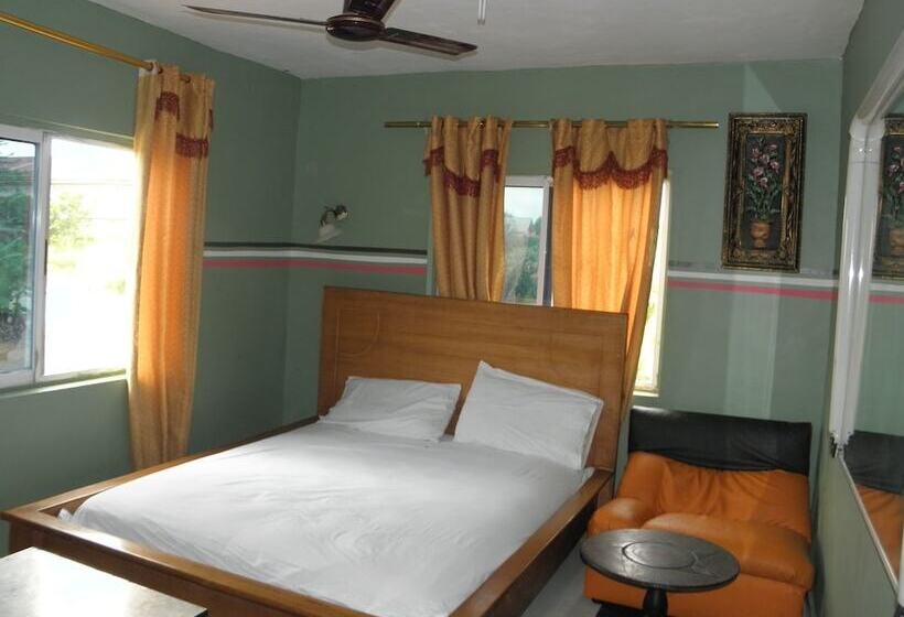 Open Space Hotel Kumasi