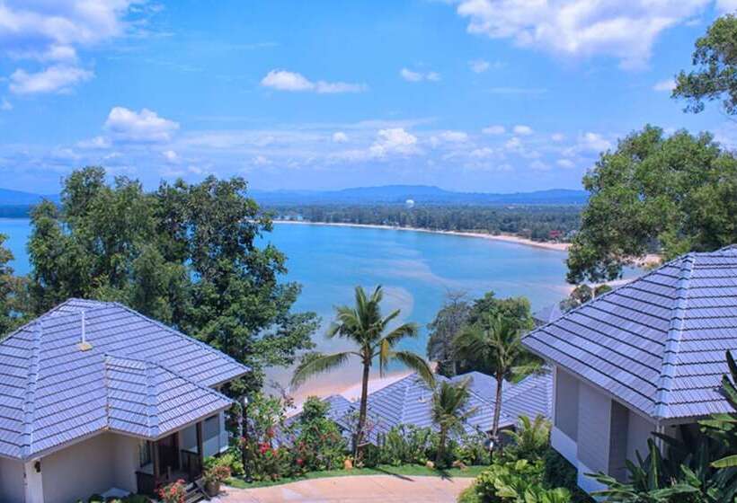 אתר נופש Royale Chulan Cherating Villa