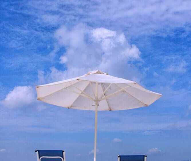 אתר נופש Royale Chulan Cherating Villa