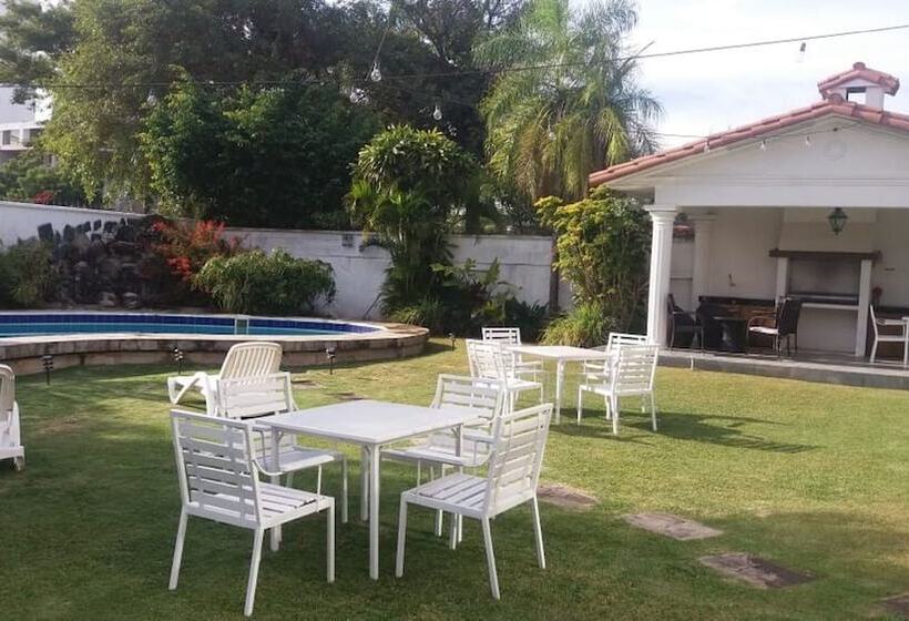 Veronica Hotel Boutique