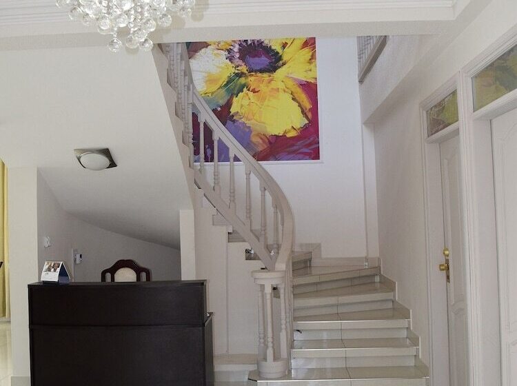 Veronica Hotel Boutique