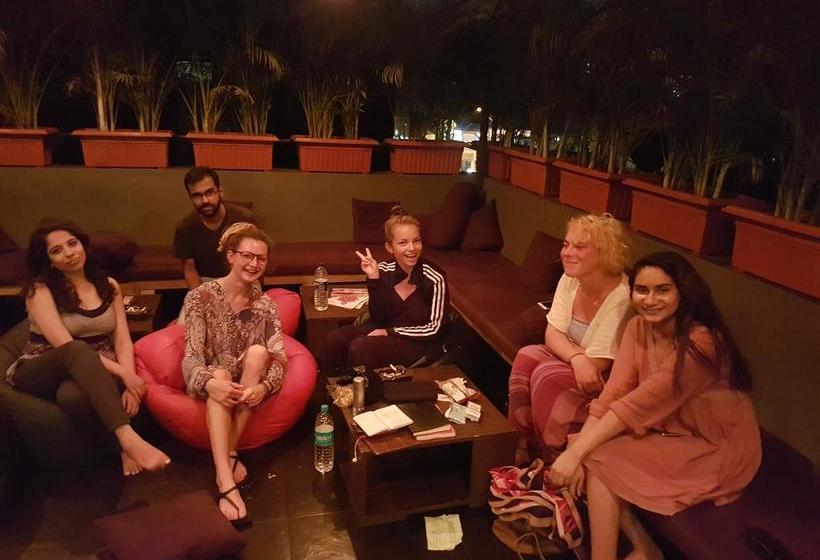 هاستل Bollywood Bed & Breakfast