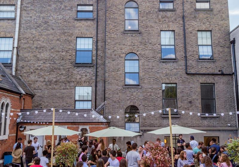 هاستل Canbe Gardiner House