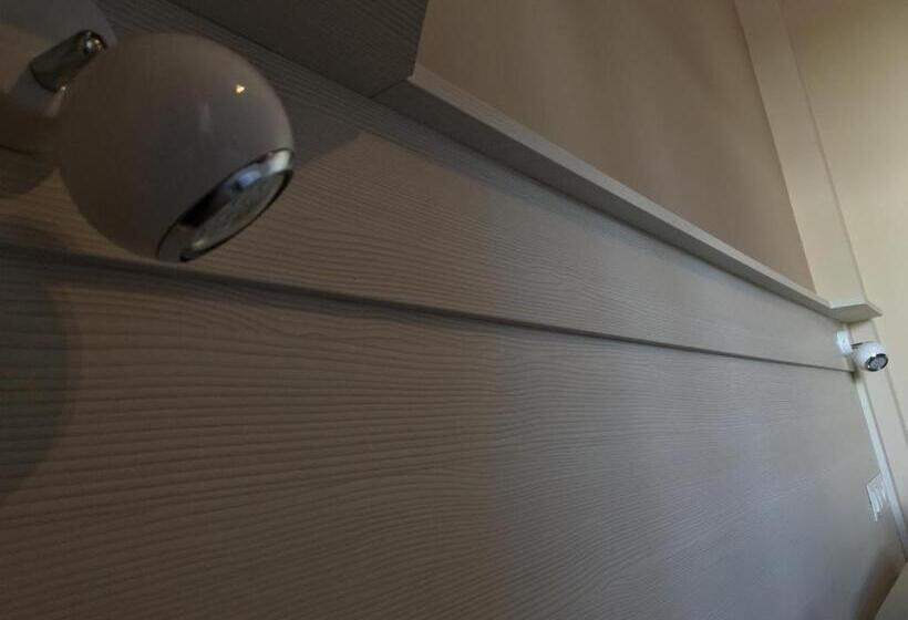 Общежитие Hostal Los Encinares