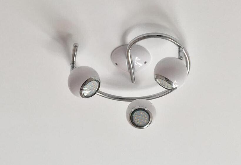 Общежитие Hostal Los Encinares