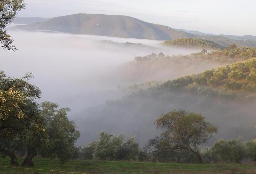 Общежитие Hostal Los Encinares