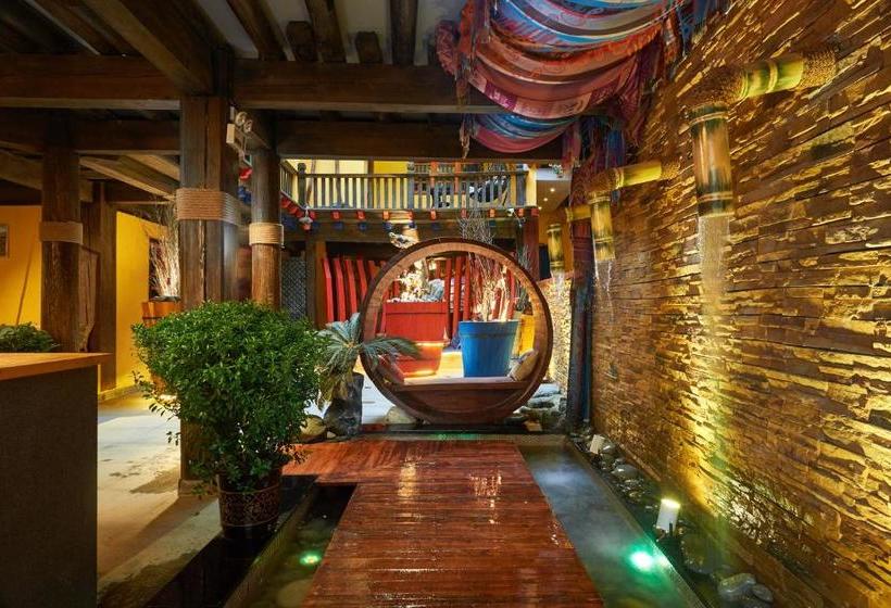 Общежитие Jiumi Snow Mountain Original Art