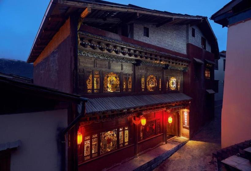 Общежитие Jiumi Snow Mountain Original Art