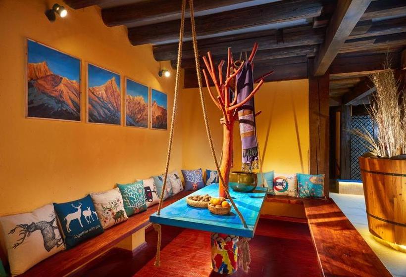 Общежитие Jiumi Snow Mountain Original Art