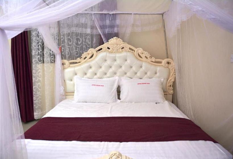 هاستل Mak Queen