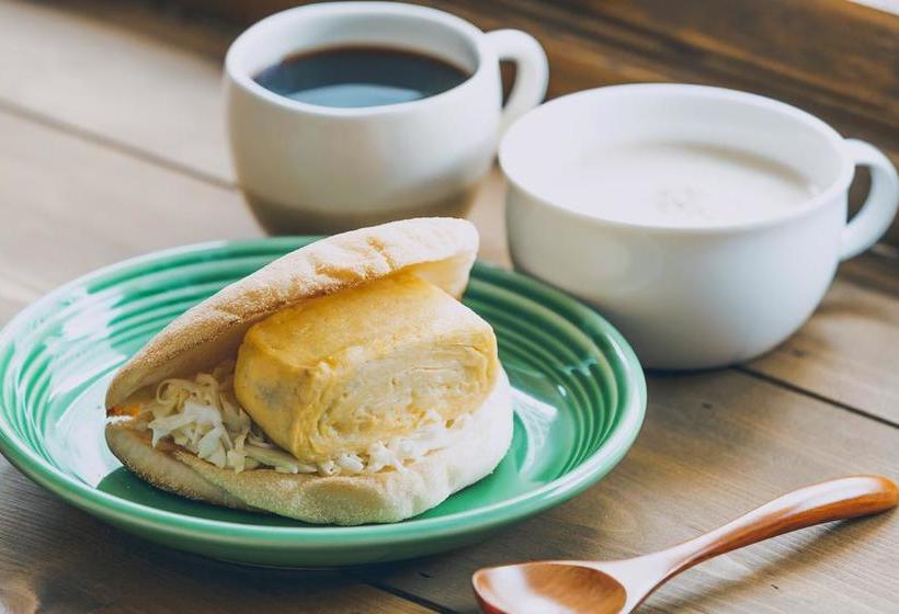 Mezamashi Sandwich  Hostel