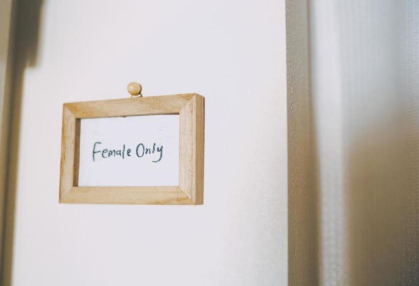 Mezamashi Sandwich  Hostel