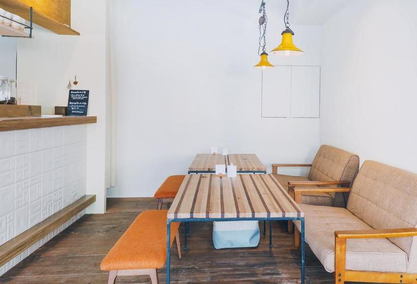 Mezamashi Sandwich  Hostel