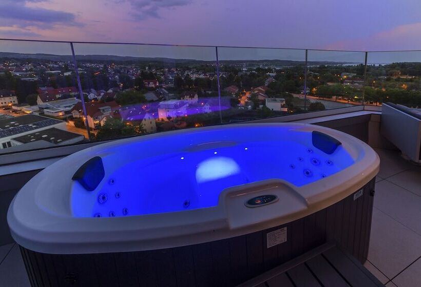 Aquaturm Hotel & Energie