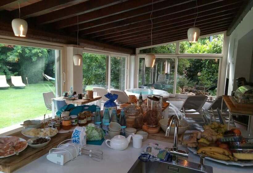 مبيت وإفطار Bhavantù