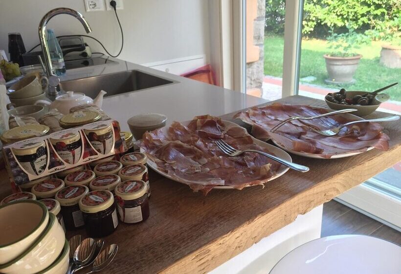 مبيت وإفطار Bhavantù